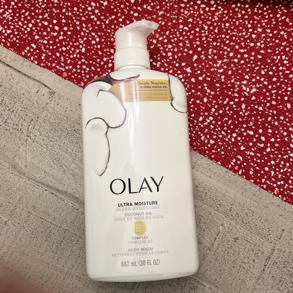 Olay Ultra Moisture Body Wash with Coconut Oil, 30 fl oz - Picture 1 of 5